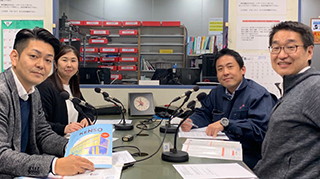 左から細谷さん、寺田さん、南さん、舟生さん